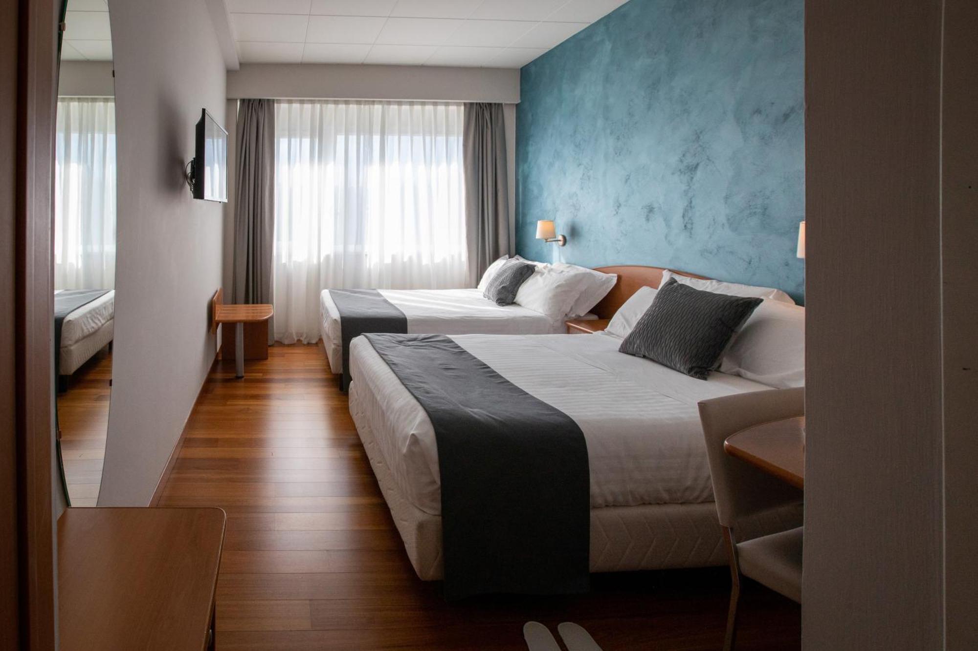 Hotel Palace Del Conero Osimo Εξωτερικό φωτογραφία